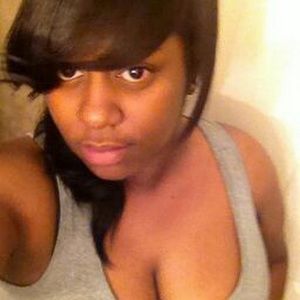 Meet your Posher, Johnique