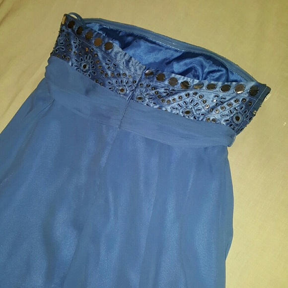 Dress - Picture 3 of 4