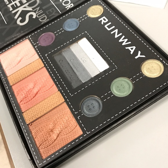 Cargo Runway palette, new never tested with tissue