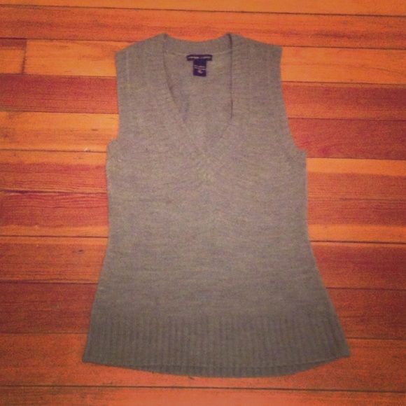 Women's sweater vest