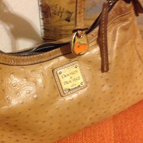 Handbag - Picture 4 of 4