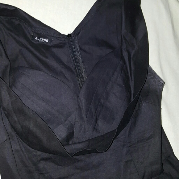 Designer Dress - Picture 2 of 4