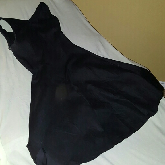 Designer Dress - Picture 3 of 4