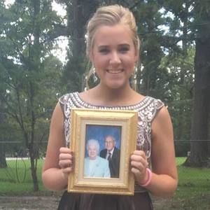 Meet your Posher, Hannah