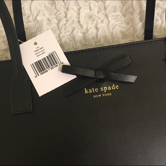 *SOLD* Kate Spade Bundle Tote & Wallet - Picture 4 of 4