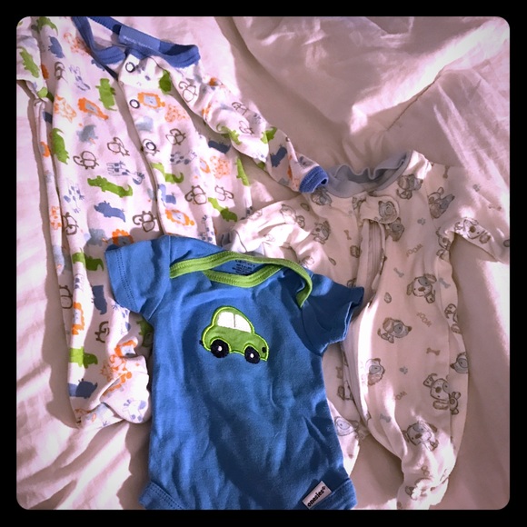 Sleeper/Onsie preemie/nb bundle🚙🐶🐯