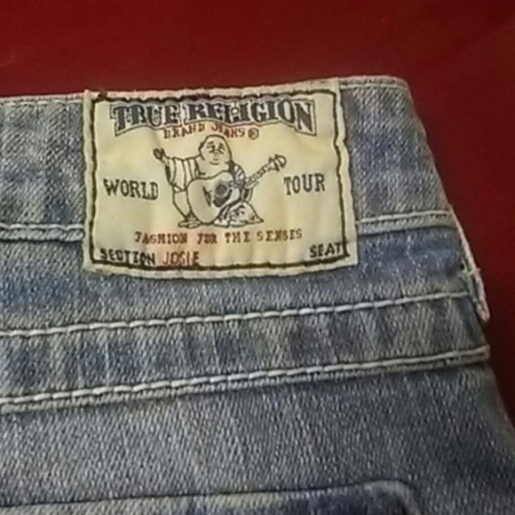 True Religion Shorts - Picture 2 of 4