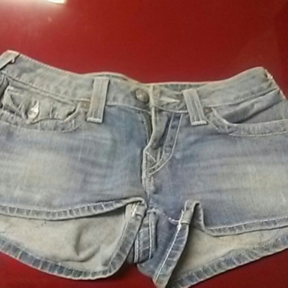 True Religion Shorts - Picture 3 of 4