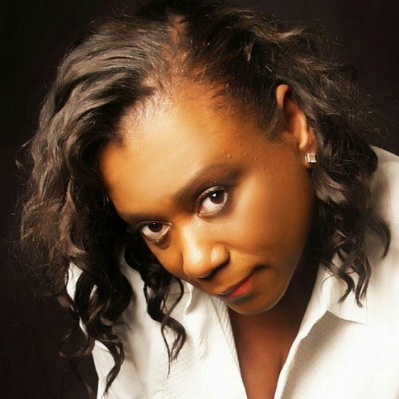 Meet your Posher, Robin - Picture 1 of 1