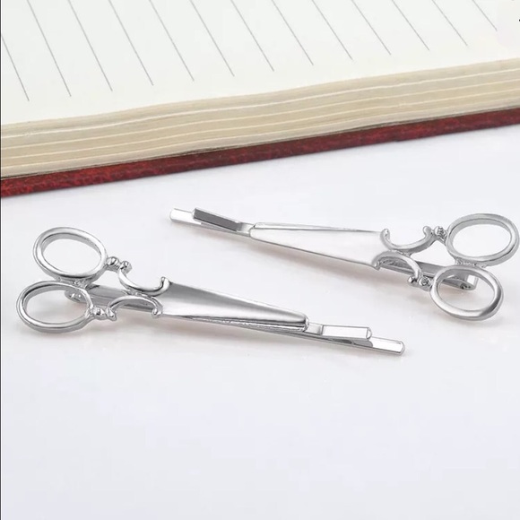 ✨NEW✨2Pc Fashion Silver Scissor Hair Clips - Picture 4 of 7