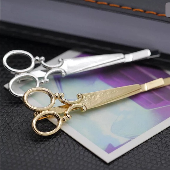 ✨NEW✨2Pc Fashion Gold Scissor Hair Clips - Picture 3 of 7