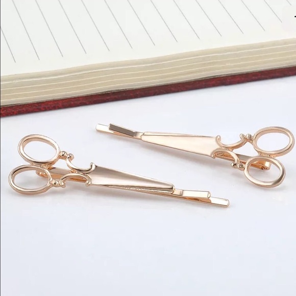 ✨NEW✨2Pc Fashion Gold Scissor Hair Clips - Picture 4 of 7