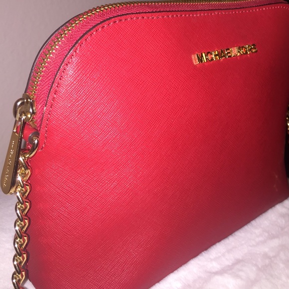 Michael Kors 💕Coral Red Shoulder Mini Bag 👛 - Picture 2 of 4