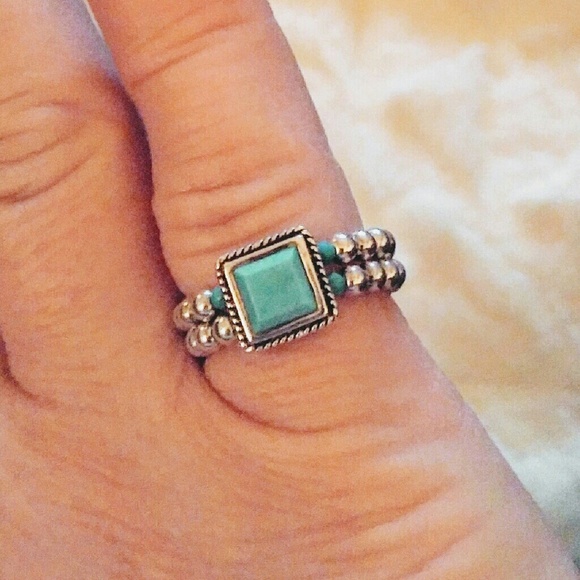 Silpada stretch ring