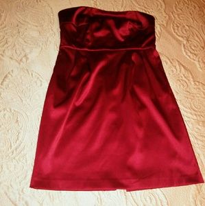 Beautiful Flattering Dress