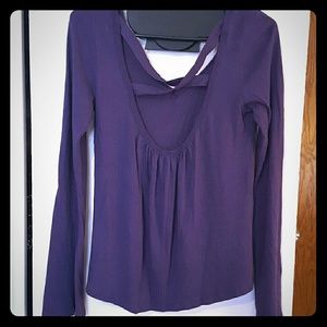 VS brand long sleeve cross back shirt sz sm.