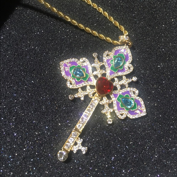Handwork Necklace - Picture 3 of 3