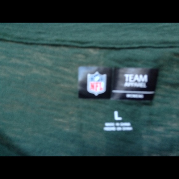 NFL Team Apparels Green Bay Packers Blouse - Picture 4 of 4