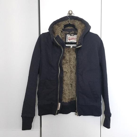 Superdry winter zip hoodie XS