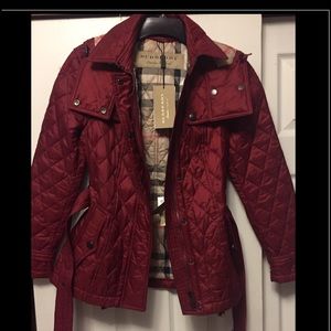Burberry Finsbridge Short Quilted Jacket