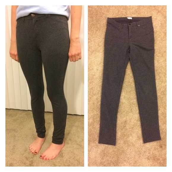 Zenana outfitters Gray leggings size M