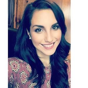 Meet your Posher, Holly