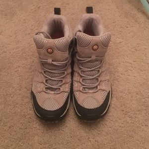 Women's Merrell hiking boots