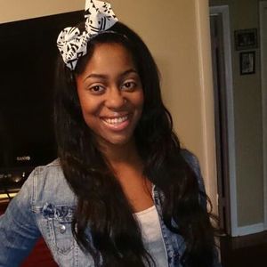 Meet your Posher, Aviance