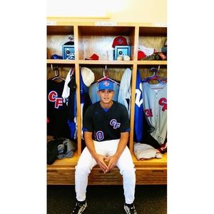 Meet your Posher, Luis