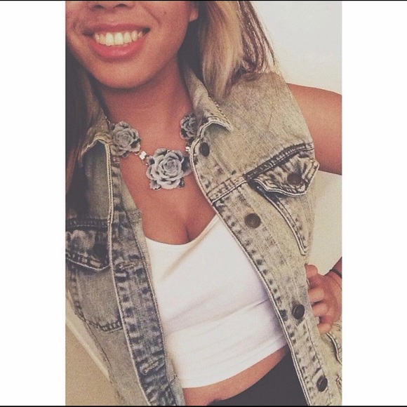 Denim vest - Picture 4 of 4