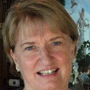 Meet your Posher, Debra