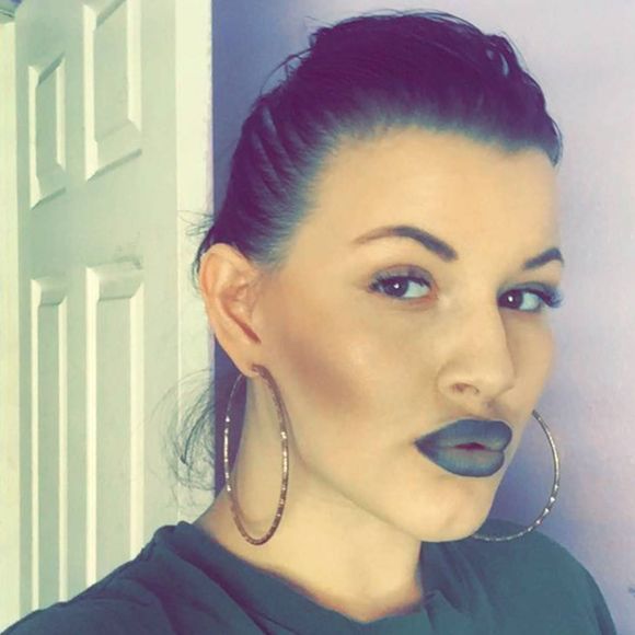 Meet your Posher, Savannah