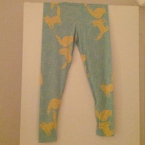 Brand new LuLaRoe cat leggings size tall and curvy