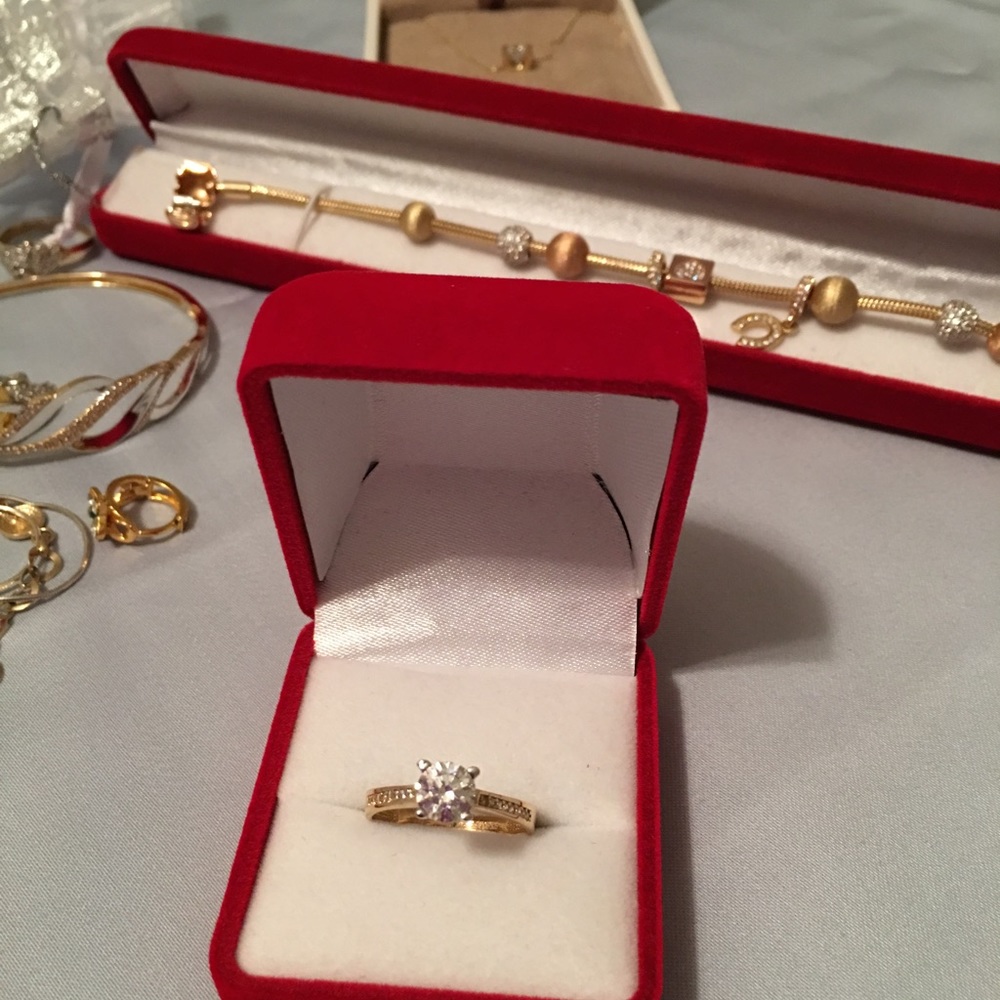 14k solid gold and man made diamond ring