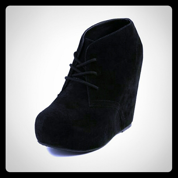 Black suede wedge Booties 8