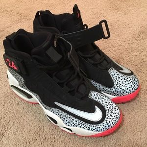 Nike Air Griffey Max 1 sneakers