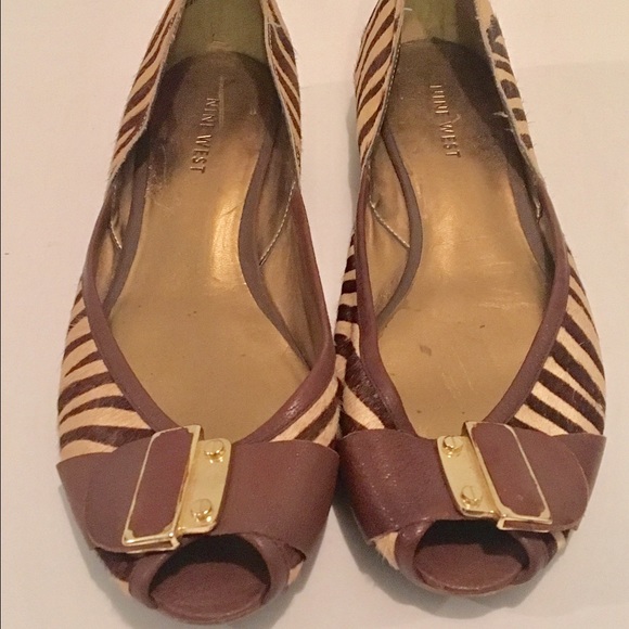 Nine West Peep Toe Flats. Sized 8.5
