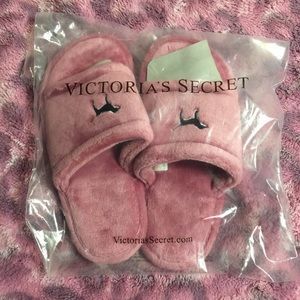 New VS Pink house shoes