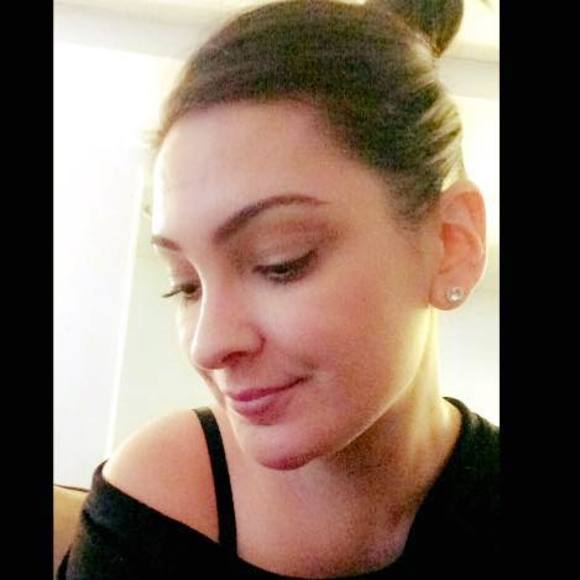 Meet your Posher, Jocelyn - Picture 2 of 2