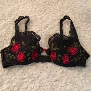 Victoria's secret 34B Black red embroidered bra