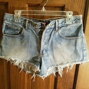 Vintage frayed denim shorts