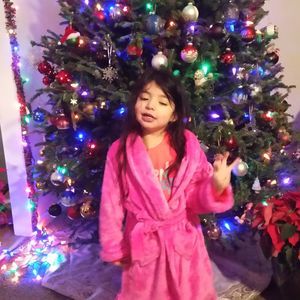 Meet your Posher, Isaura