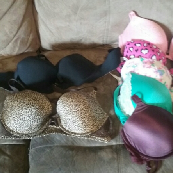 Victoria secret  bras  various styles - Picture 1 of 3