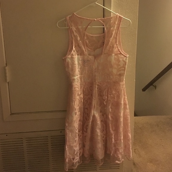 Dress - Picture 3 of 4