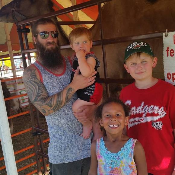 Meet your Posher, Matthew - Picture 1 of 1