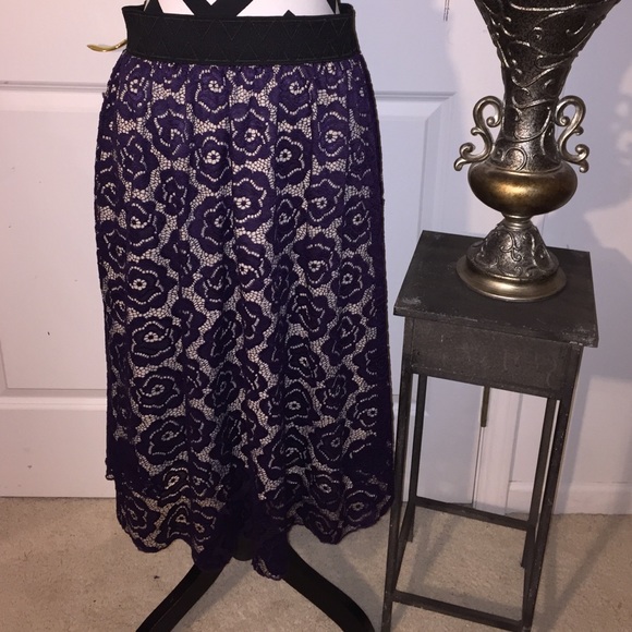 LuLaRoe M Lucy skirt