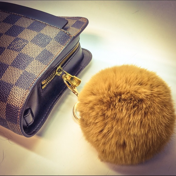 Pom Pom Keychain | Bag Candy - Picture 1 of 4