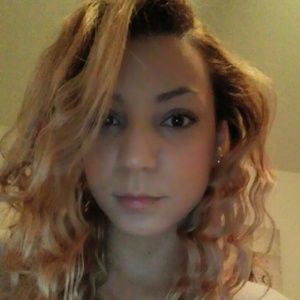 Meet your Posher, Janet