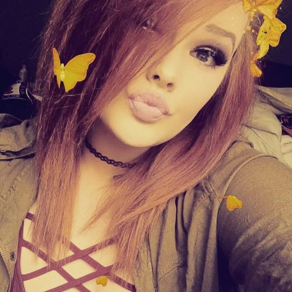 Meet your Posher, Madi