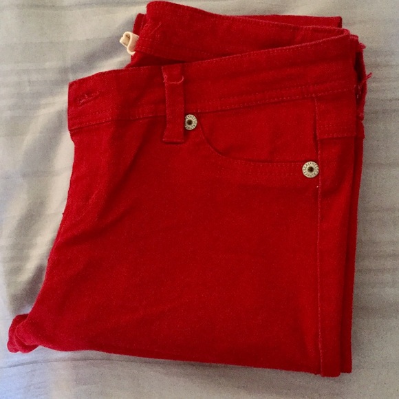 Red skinny jeans